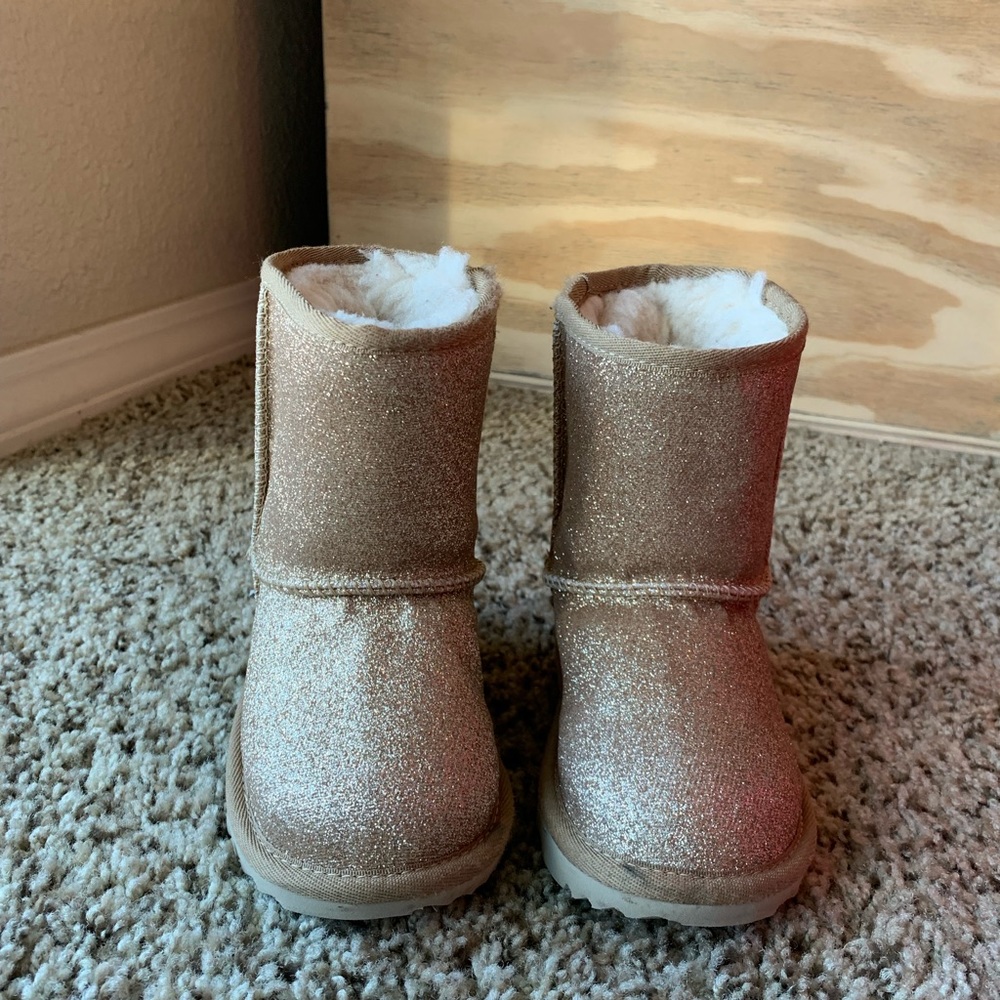 Toddler uggs